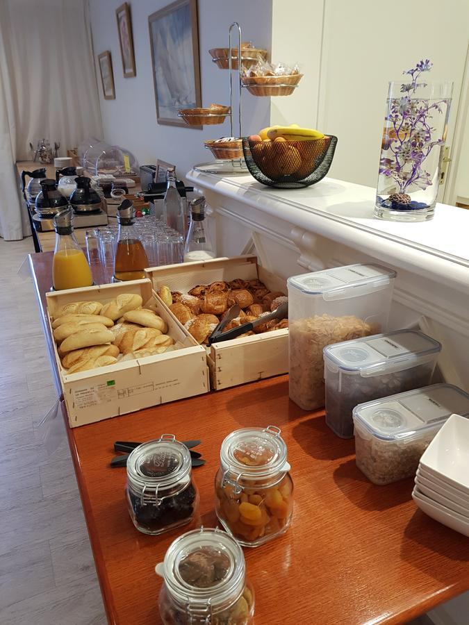 Hotel Le Galoubet 빌뇌브루베 외부 사진
